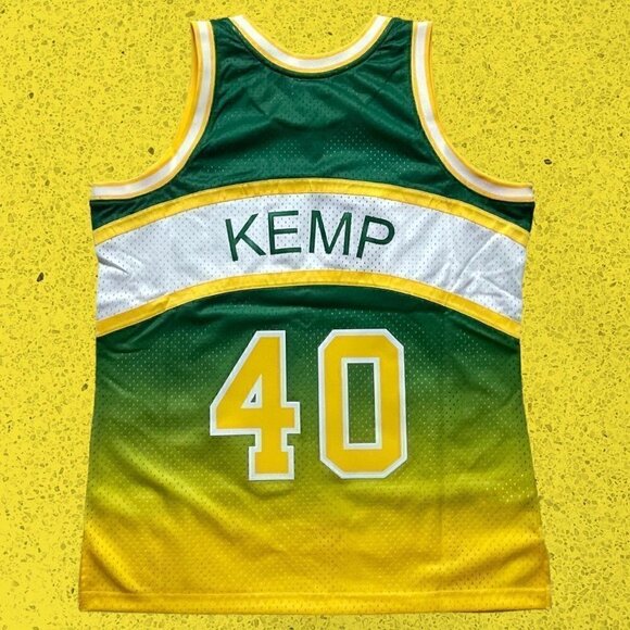 Mitchell & Ness NBA jersey - Picture 2 of 5